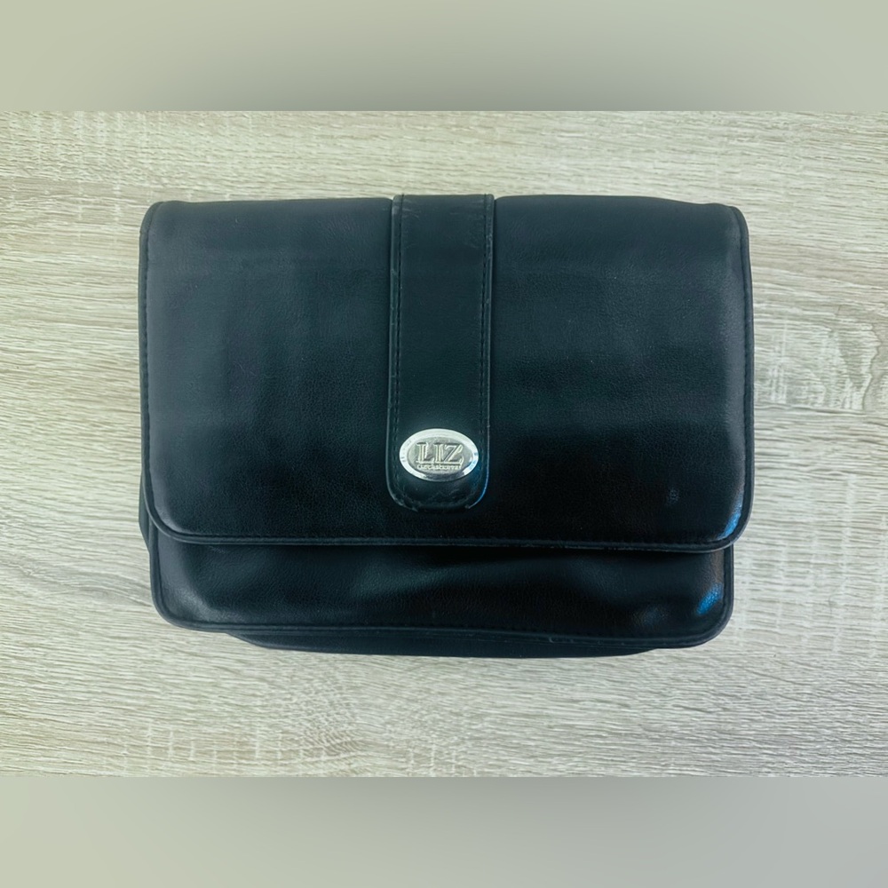 Liz Claiborne Crossbody Bag in Black Leather